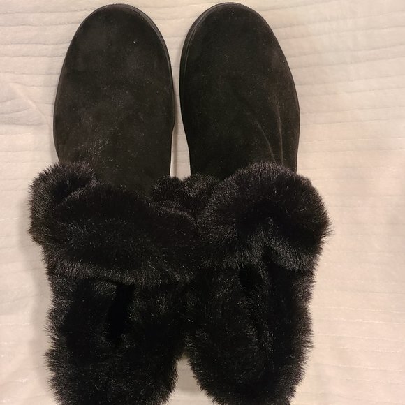 J/Slides Furry Black Wedge Booties - Picture 8 of 11